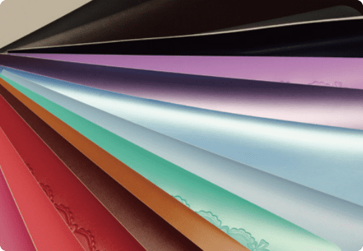 6年間使い続けるランドセルだから、カザマは人工皮革「クラリーノ®」を採用しています。